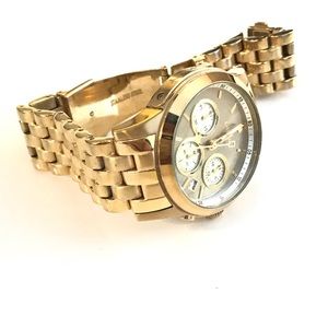 STYLISH GOLD DKNY WATCH